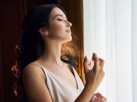 A parfüm nyelve: hogyan beszélnek az illatok az érzelmekhez?